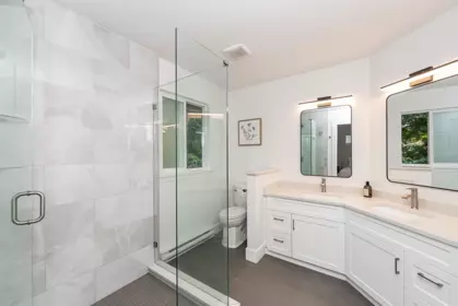 Powder Room Photo of 3405 152b Street, Surrey, BC