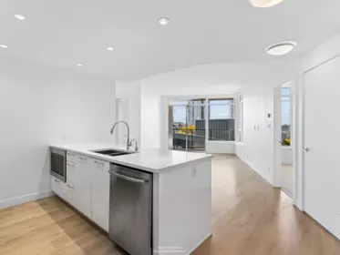 701 3557 Sawmill Crescent, Vancouver, BC, Vancouver — Apartment/Condo for sale