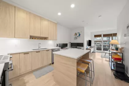 507 7579 16th Street, Burnaby, BC, Burnaby — Apartment/Condo for sale