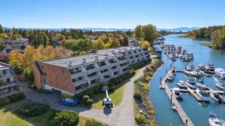 204 4803 48 Avenue, Delta, BC, Delta — Apartment/Condo for sale