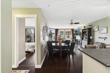 414 2968 Burlington Drive, Coquitlam, BC, Coquitlam — Apartment/Condo for sale