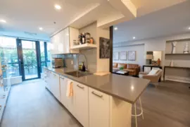 201 289 Drake Street, Vancouver, BC