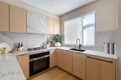 154 5377 Oak Street, Vancouver, BC, Vancouver — Townhouse for sale