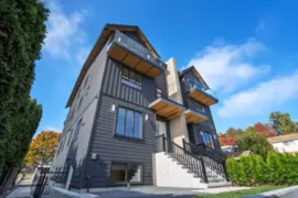 4 1060 Stratford Avenue, Burnaby, BC