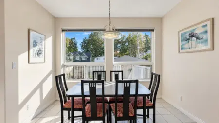 4036 Eton Street, Burnaby, BC, Burnaby — Single Family Residence for sale