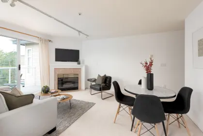 302 1537 Charles Street, Vancouver, BC, Vancouver — Apartment/Condo for sale