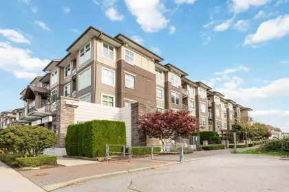 269 6758 188 Street, Surrey, BC, Surrey — Apartment/Condo for sale