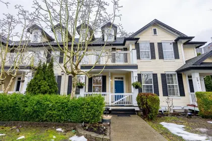 7005 180 Street, Surrey, BC, Surrey — Row House (Non-Strata) for sale