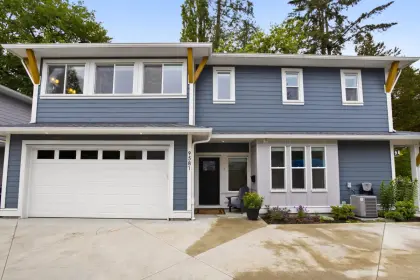 9581 210 Street, Langley, BC, Langley — Single Family Residence for sale