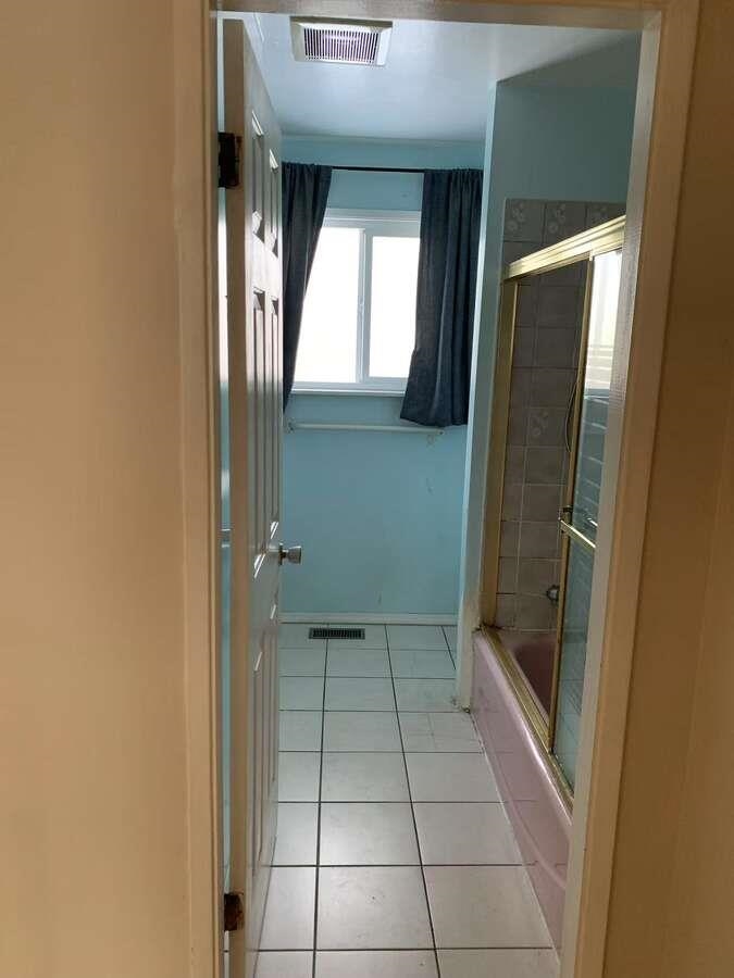 Walk-In Closet Photo of 10854 Brandy Drive, Delta, BC