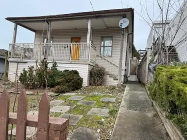1217 Fourth Avenue, New Westminster, BC, New westminster — Single Family Residence for sale