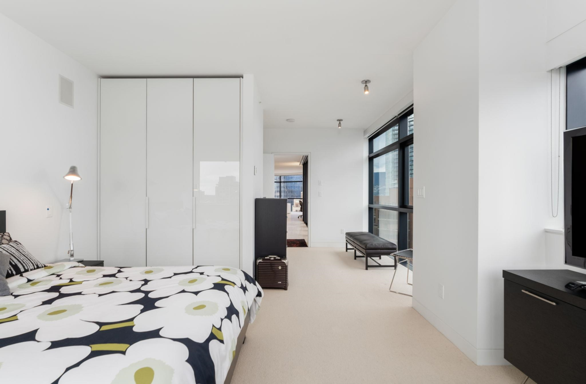 Hot Tub / Spa Photo of 2401 838 W Hastings Street, Vancouver, BC