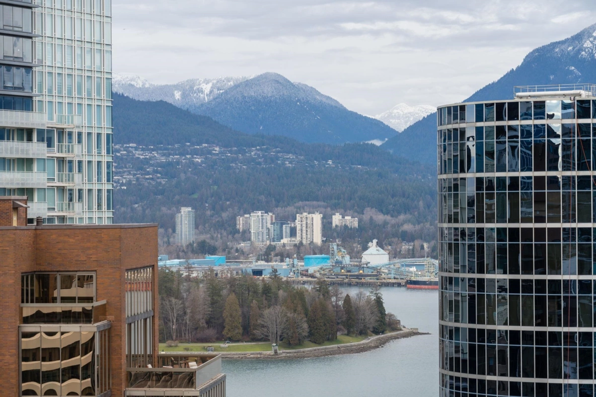 Primary Bathroom Photo of 2401 838 W Hastings Street, Vancouver, BC