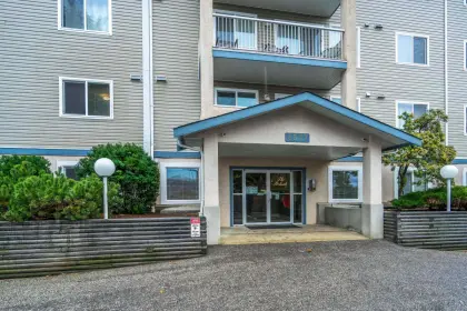 308 8537 Young Road, Chilliwack, BC, Chilliwack — Apartment/Condo for sale