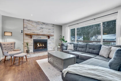 841 Angus Place, Harrison Hot Springs, BC, Harrison hot springs — Single Family Residence for sale