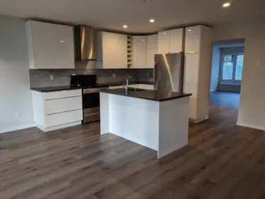 8828 Robins Court, Burnaby, BC, Burnaby — Townhouse for sale