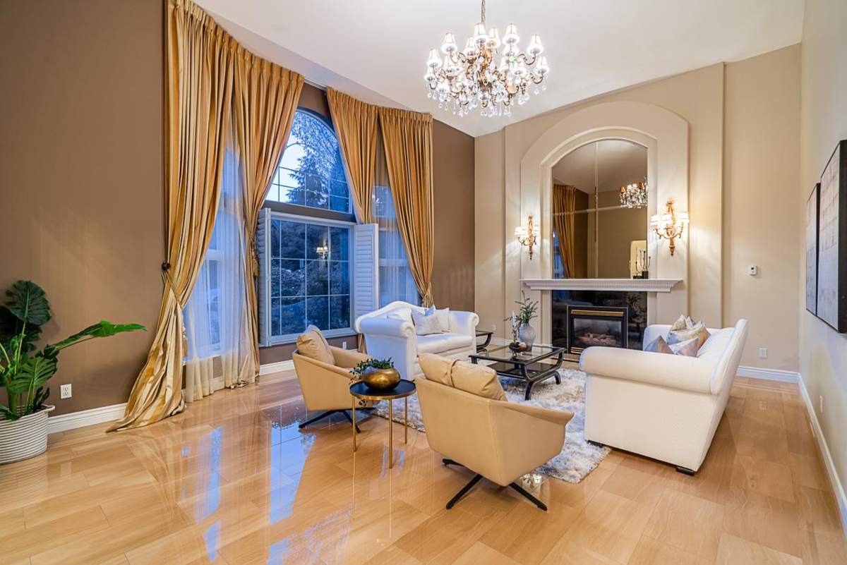 Dining Area Photo of 1708 Hampton Drive, Coquitlam, BC