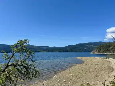 7622 Sechelt Inlet Road, Sechelt, BC, Sechelt — Single Family Residence for sale