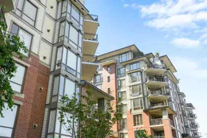 708 1551 Foster Street, White Rock, BC, White rock — Apartment/Condo for sale