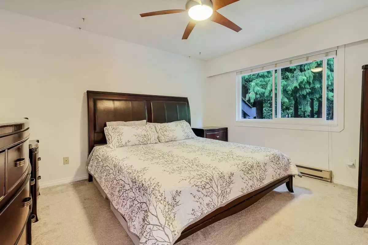 Basement Recreation Room Photo of 11799 Lyon Road, Delta, BC