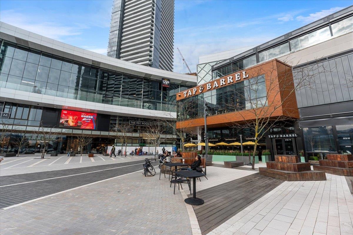 Kitchen Photo of 2201 4650 Brentwood Boulevard, Burnaby, BC