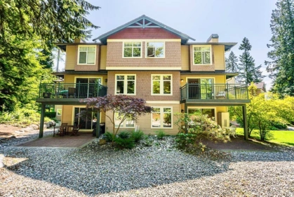1190 Strathaven Drive, North Vancouver, BC