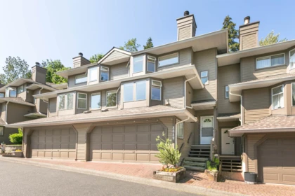 8849 Larkfield Drive, Burnaby, BC, Burnaby — Townhouse for sale