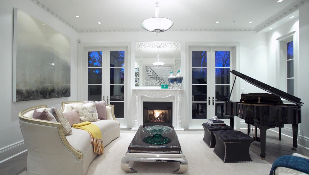 Kitchen Island Photo of 3405 Cypress Street, Vancouver, BC