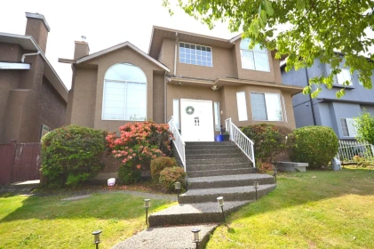 8832 15th Avenue, Burnaby, BC, Burnaby — Single Family Residence for sale