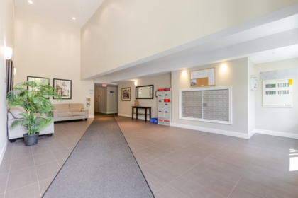 304 6480 195a Street, Surrey, BC, Surrey — Apartment/Condo for sale