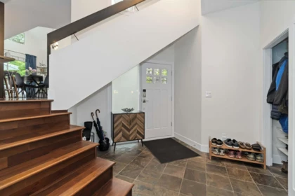 739 W Queens Road, North Vancouver, BC, North Vancouver — Townhouse for sale