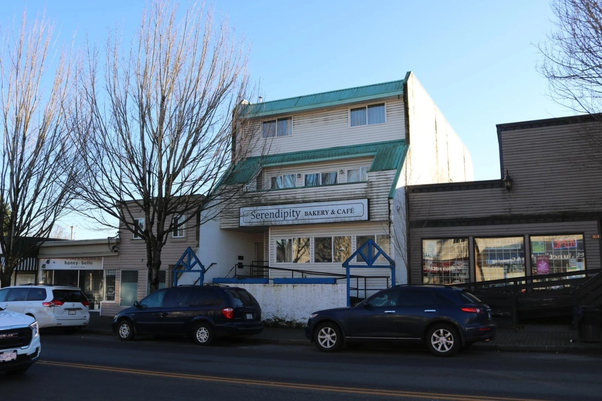 Exterior Front Photo of 202 27262 Fraser Highway, Langley, BC