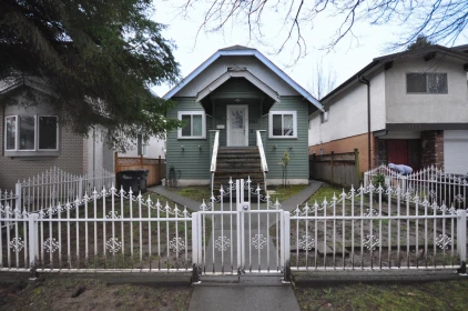 1342 E 24th Avenue, Vancouver, BC, Vancouver — Single Family Residence for sale
