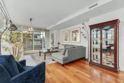 302 6080 Iona Drive, Vancouver, BC, Vancouver — Apartment/Condo for sale