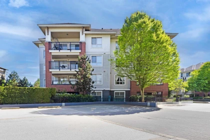 A205 8929 202 Street, Langley, BC, Langley — Apartment/Condo for sale