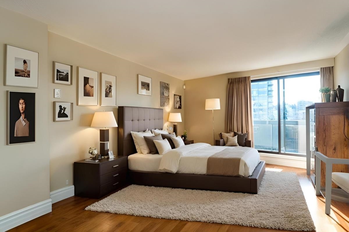 Dining Area Photo of 801 1337 W 10th Avenue, Vancouver, BC