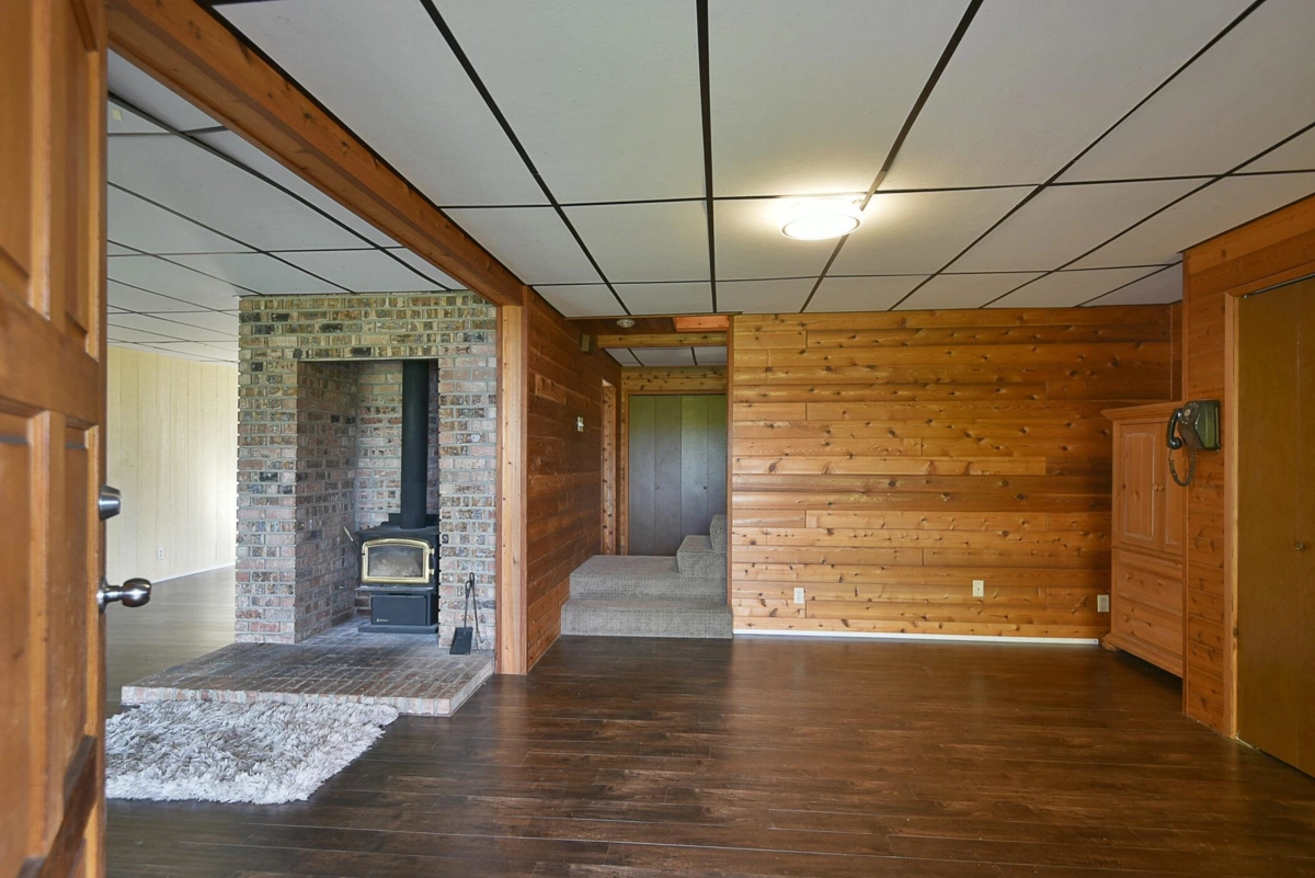 Family Room Photo of 4926 Arbutus Road, Sechelt, BC