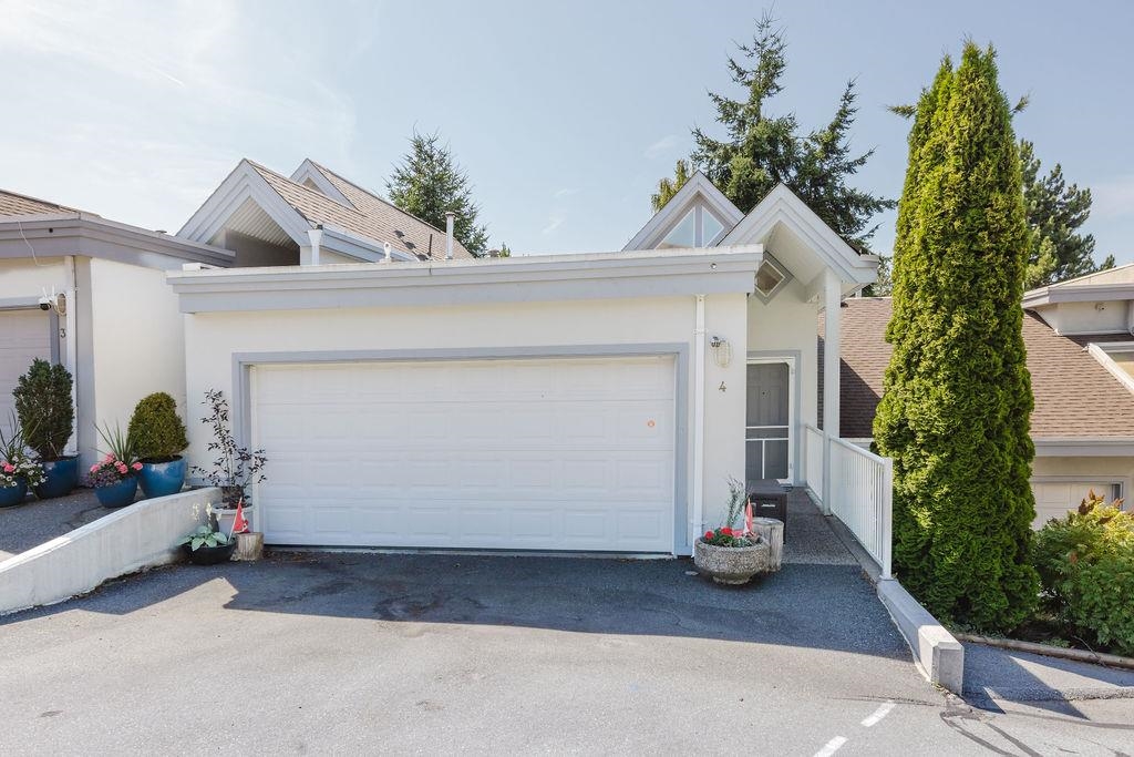 Exterior Front Photo of 4 5740 Marine Way, Sechelt, BC