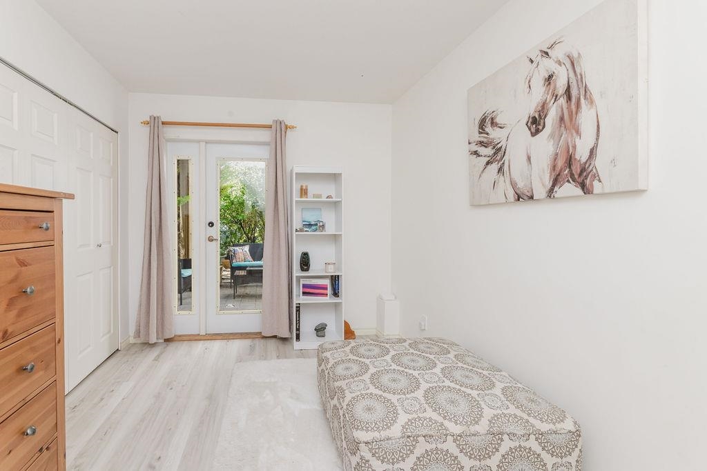 Walk-In Closet Photo of 4 5740 Marine Way, Sechelt, BC