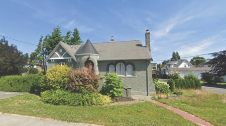 Front exterior of 46085 First Avenue, Chilliwack, BC