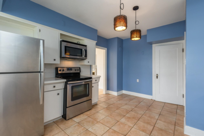 Powder Room Photo of 46085 First Avenue, Chilliwack, BC