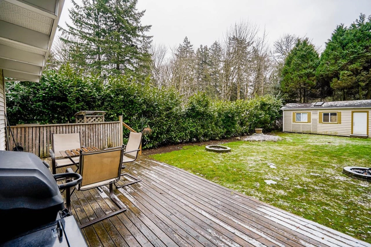 Hallway Photo of 14352 110 Avenue Avenue, Surrey, BC