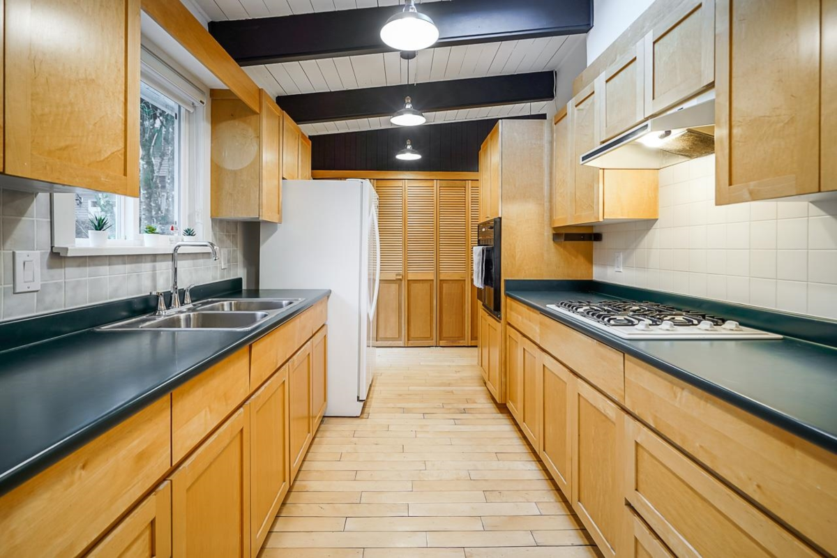 Primary Bedroom Photo of 14352 110 Avenue Avenue, Surrey, BC