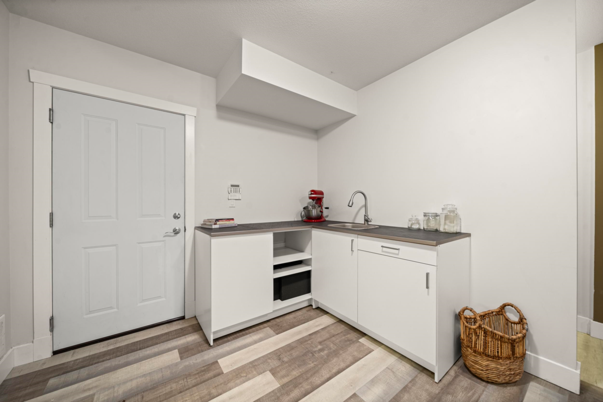 Outdoor Deck Photo of 13851 232 Street, Maple Ridge, BC