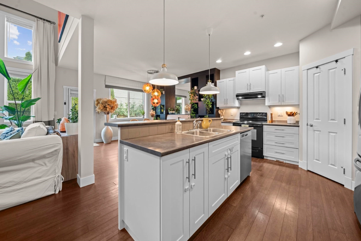 Primary Bathroom Photo of 13851 232 Street, Maple Ridge, BC