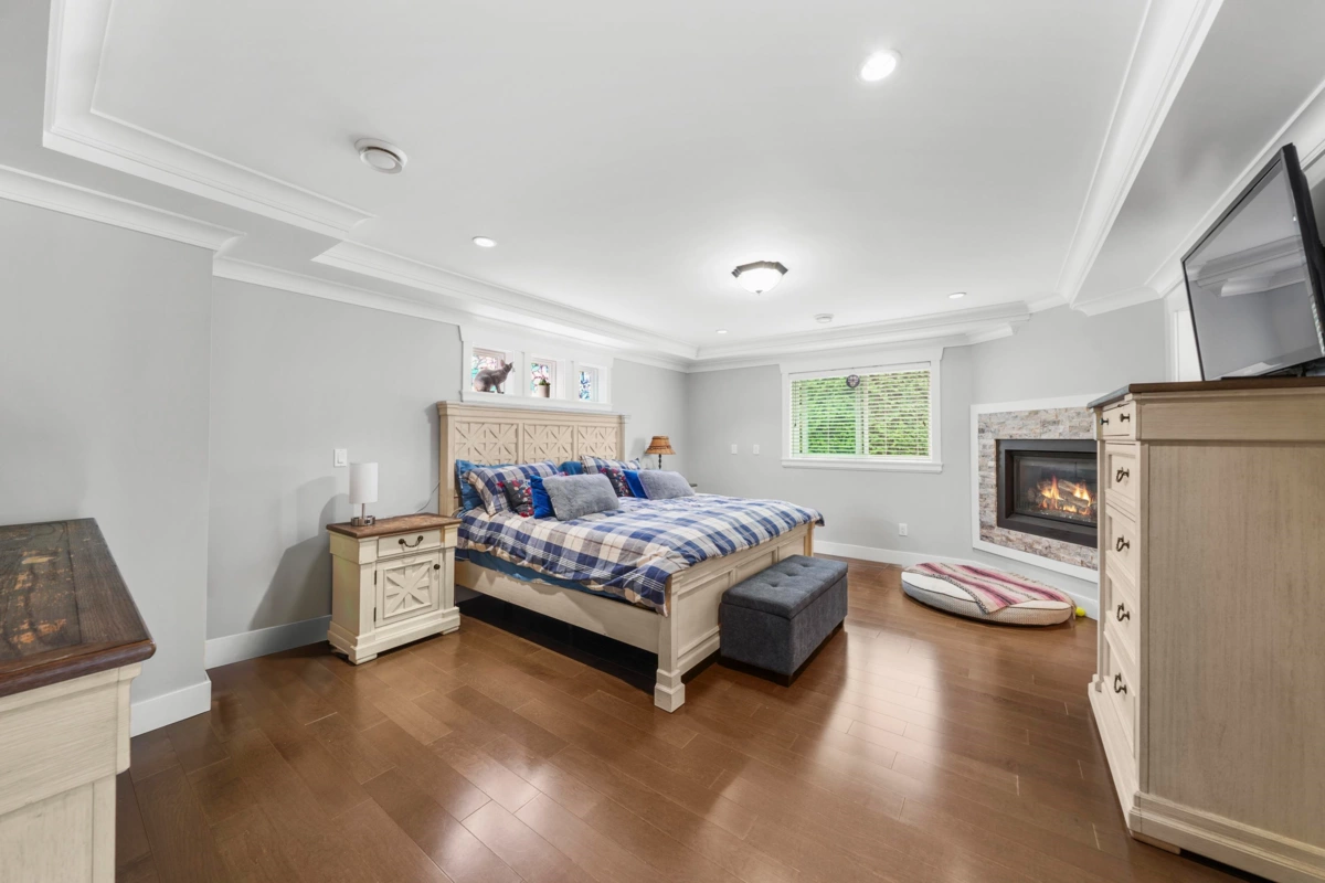 Breakfast Nook Photo of 7761 Deerfield Street, Mission, BC