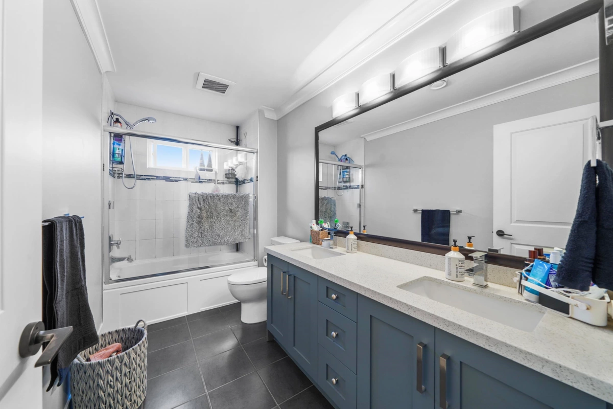 Guest Bathroom Photo of 7761 Deerfield Street, Mission, BC