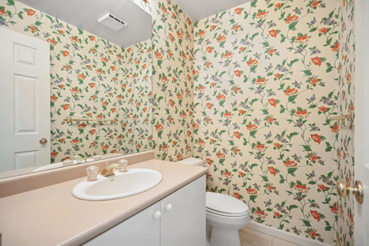 Entry Foyer Photo of 43 5880 Hampton Place, Vancouver, BC