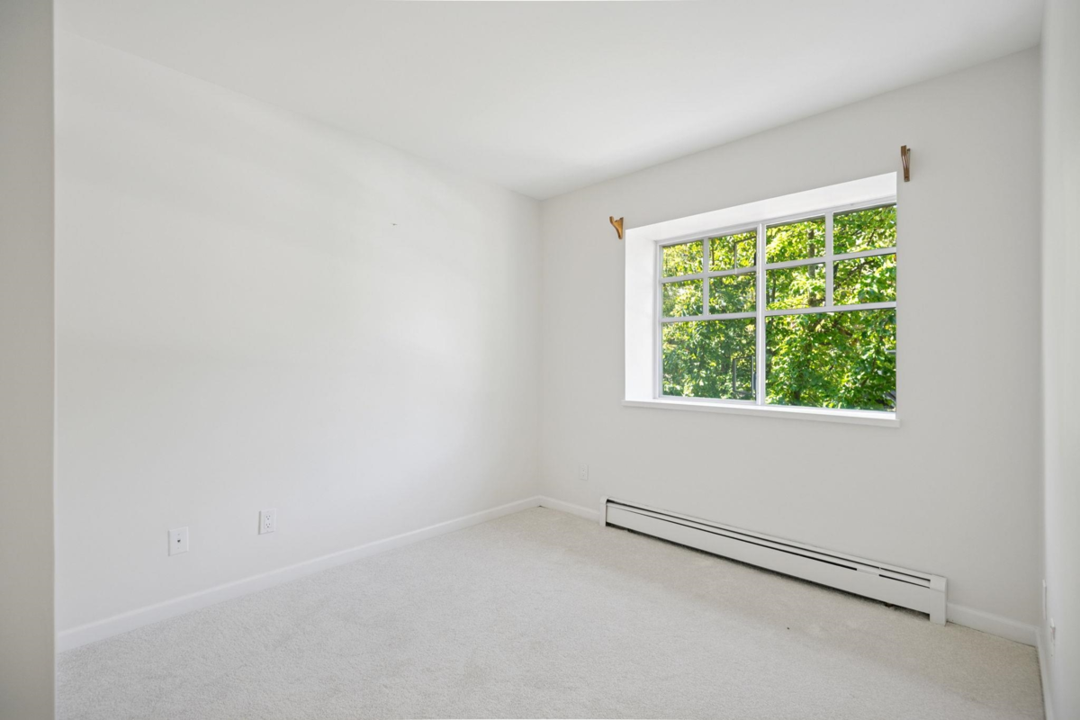 Swimming Pool Photo of 43 5880 Hampton Place, Vancouver, BC