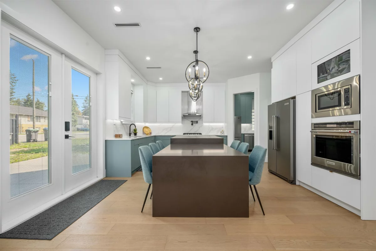 Primary Bedroom Photo of 13019 101a Avenue, Surrey, BC